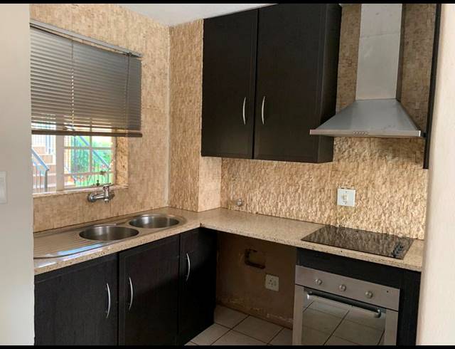 2 BEDROOM PROPERTY TO RENT IN OLYMPUS AH